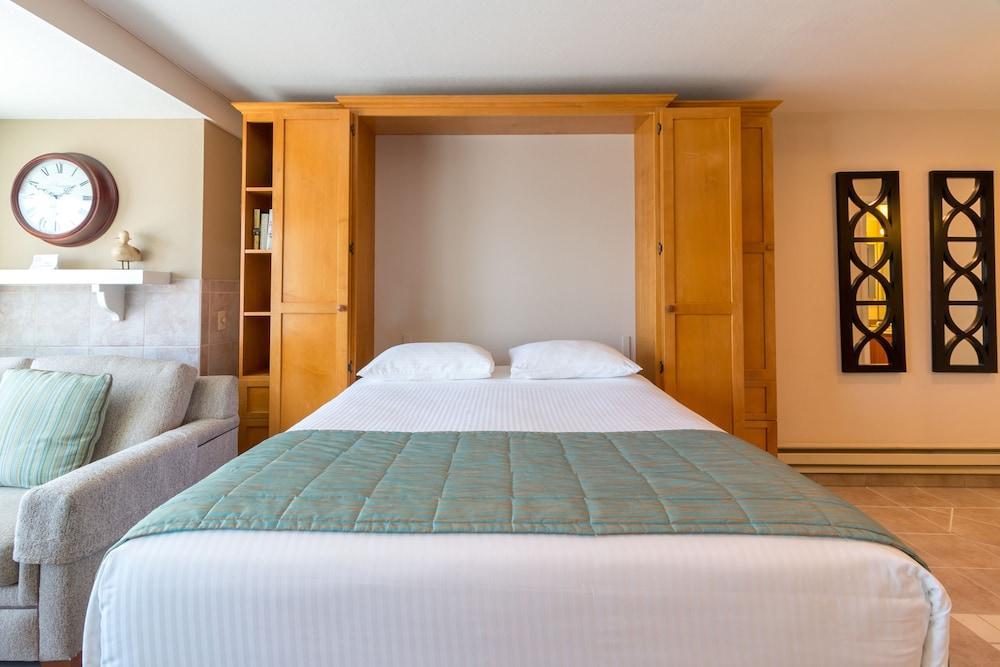 San Clemente Cove Resort Екстер'єр фото